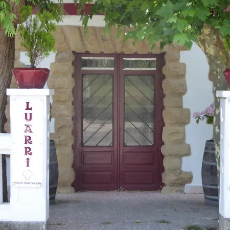 Gasthof Cr Luarri *