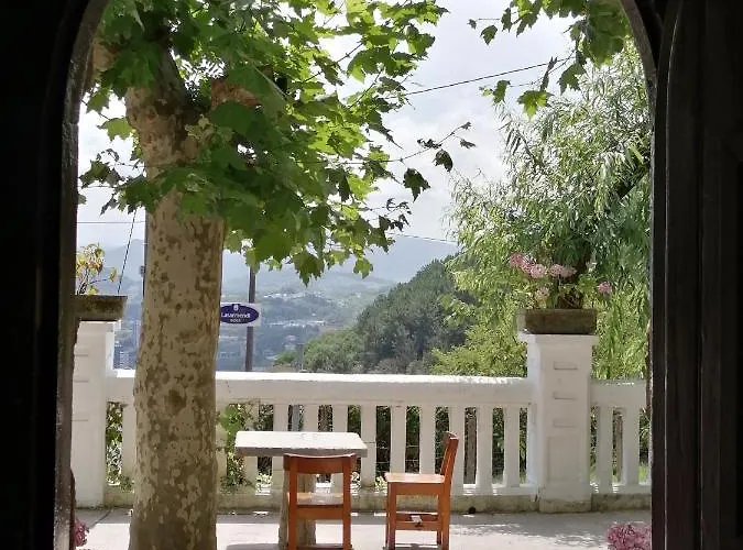 Cr Luarri Guest house 3*