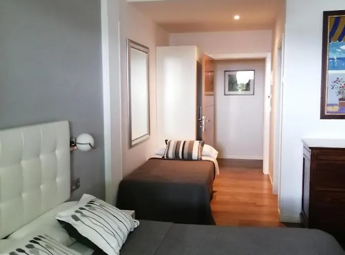 Cr Luarri Pensjonat 3*