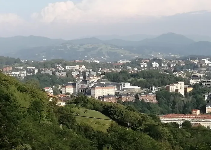 Pensjonat Cr Luarri 3*